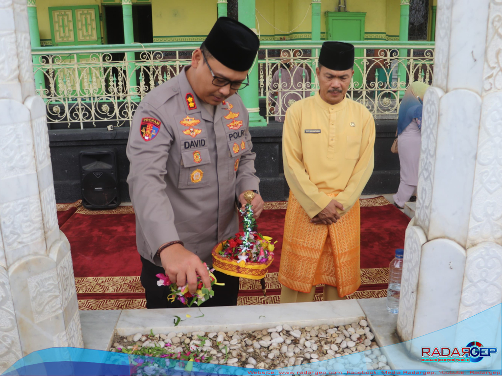 Kapolres Langkat dan Forkopimda Ziarah Makam